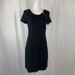Cynthia Black Cap Sleeve w Gold zipper Detail